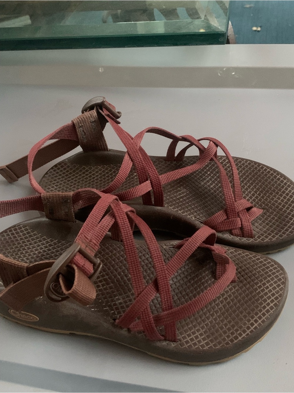 Chaco original with double maroon straps - Picture 1 of 7